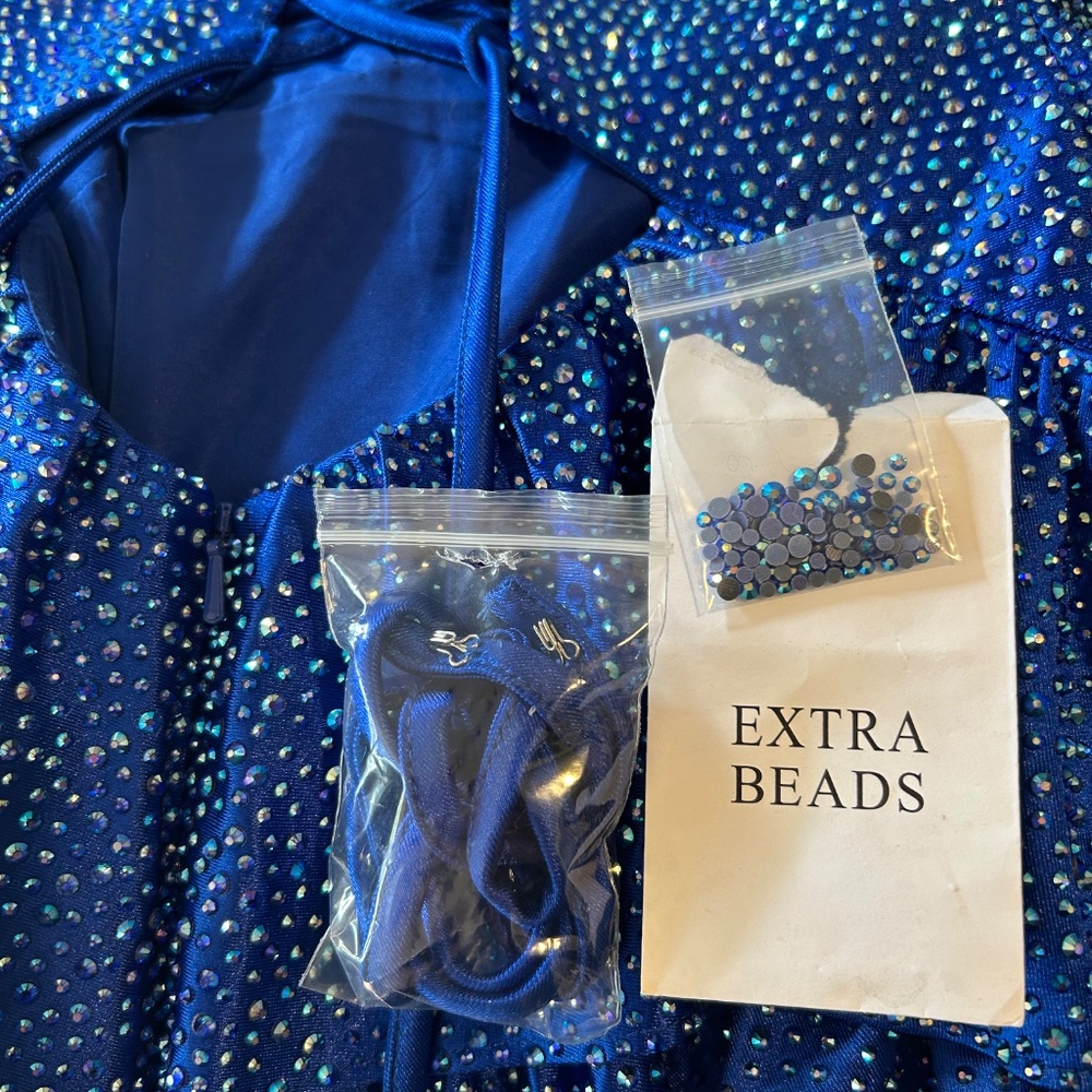 Sherri Hill Short A-line Royal Blue Size 2 Great Condition Model 57320 - Picture 6 of 7